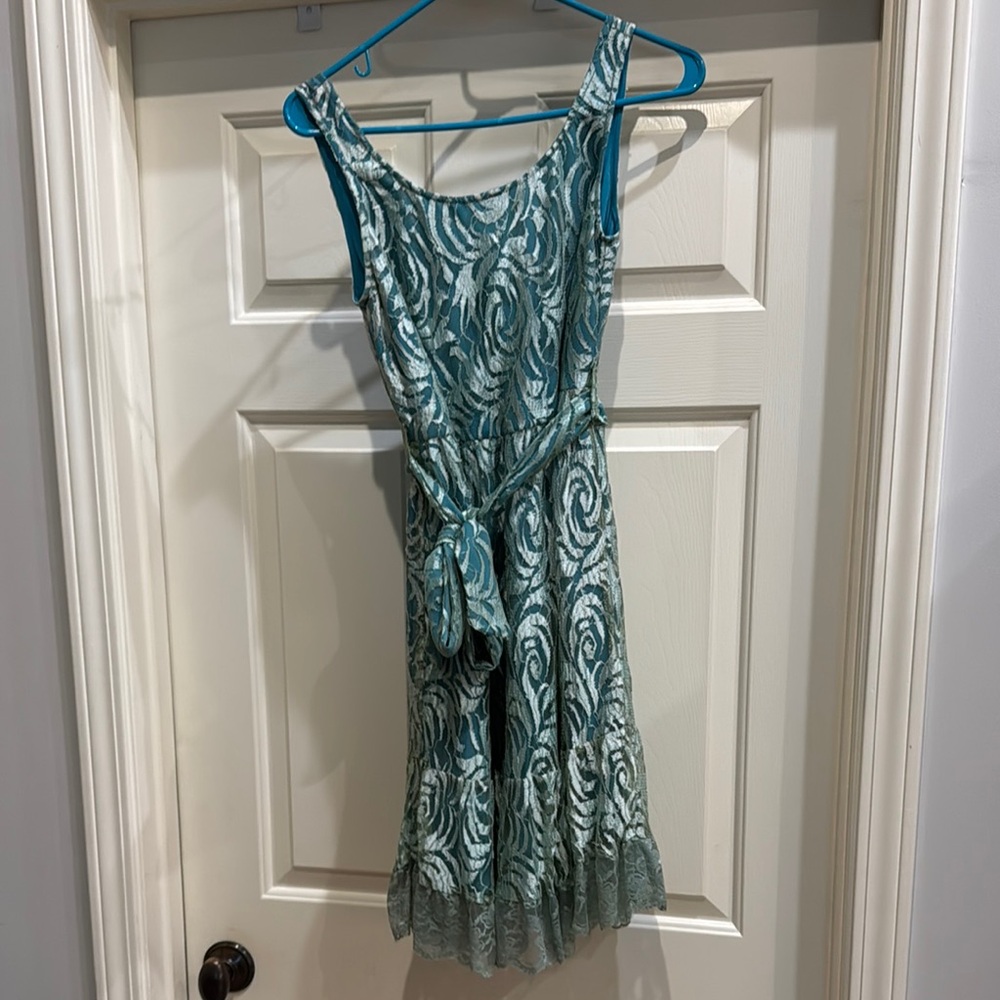 Elegant Green Lace Dress